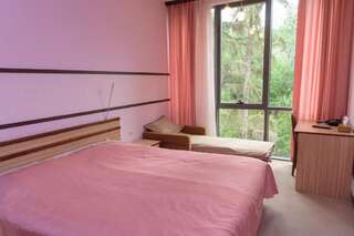 Санатории Arzni Health Resort Арзни Стандартный двухместный номер с 1 двуспальной или 2 отдельными кроватями, лечение включено-11